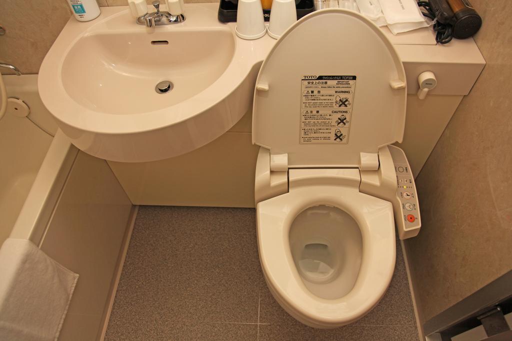 Hotel Prime Inn Τογιάμα Δωμάτιο φωτογραφία